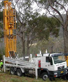 KMR Drilling RIG NO. 1) HYDRAPOWER EXPLORER 500, TRUCK MAN 26 – 280 6X4 (WV1049)